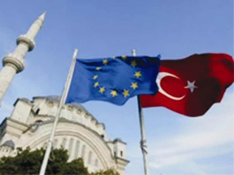 AB müzakereleri durabilir sinyali