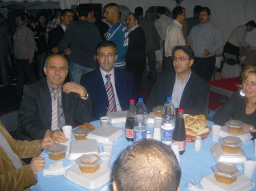 WESTERN UNION'DAN İFTAR YEMEĞİ