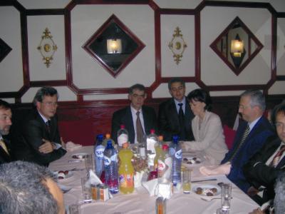 BİF İFTARI SİYASİLERİ BİR ARAYA GETİRDİ