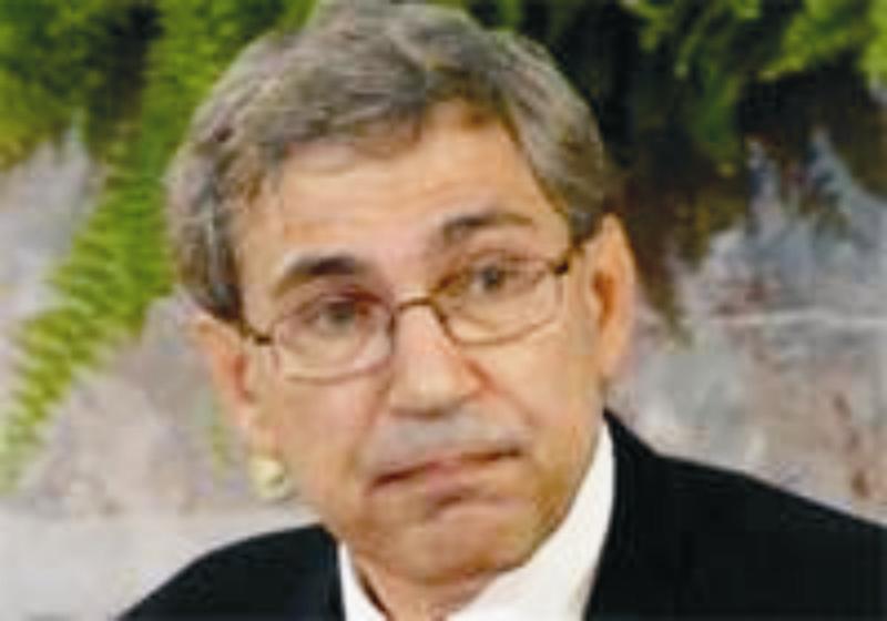 PAMUK'U NOBEL'LE ÖDÜLLENDİRDİLER
