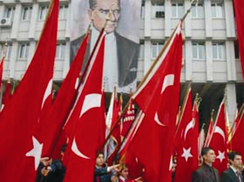 CUMHURİYET BAYRAMI KUTLANIYOR