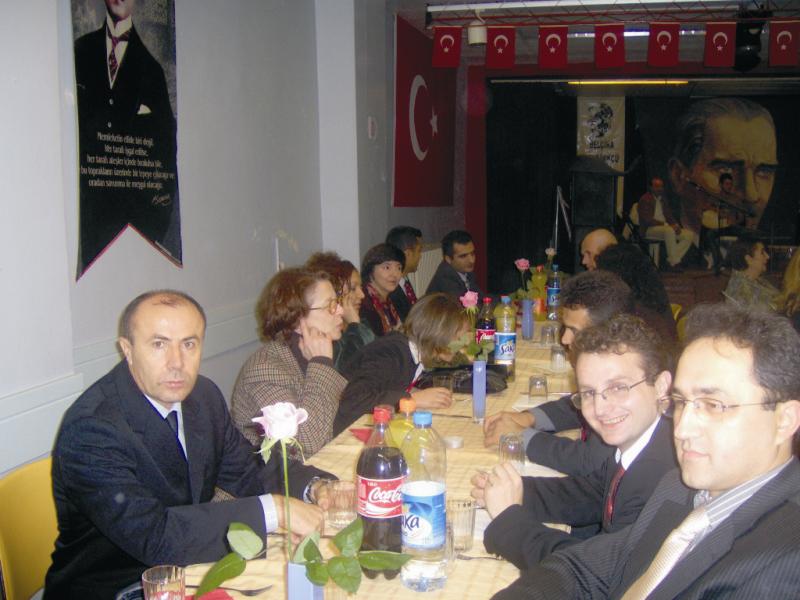 BADD'DEN ÖĞRETMENLERE BÜYÜK JEST