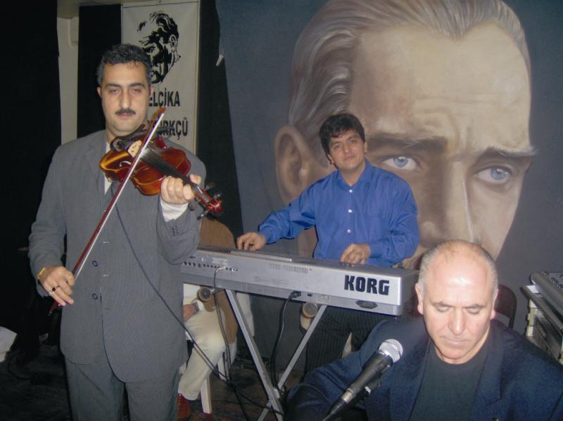 BADD'DEN ÖĞRETMENLERE BÜYÜK JEST