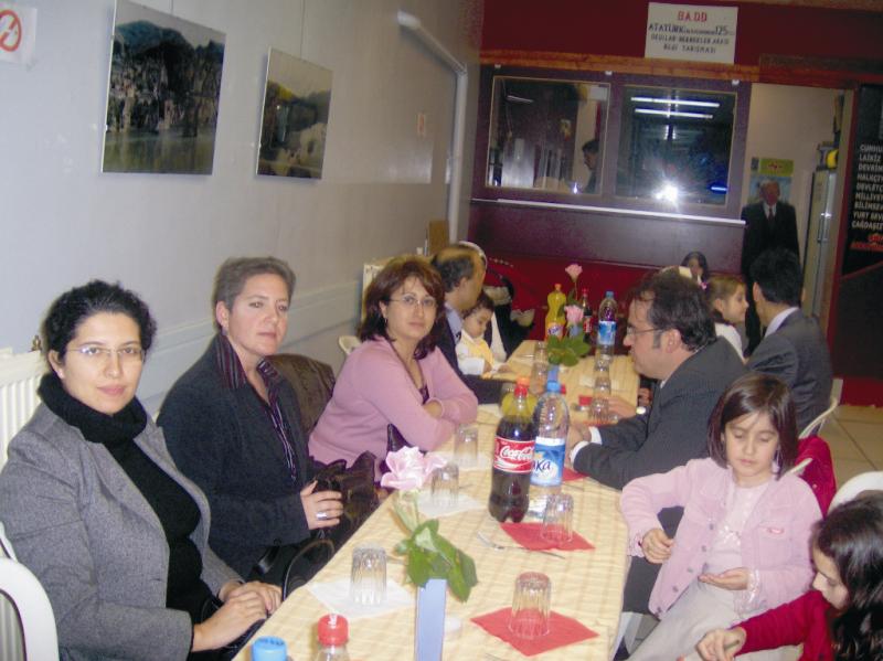 BADD'DEN ÖĞRETMENLERE BÜYÜK JEST