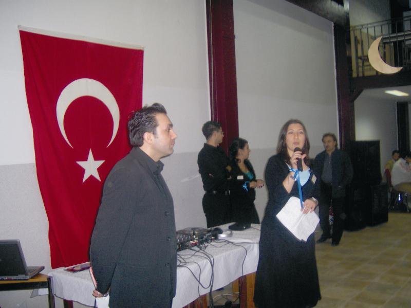 ÜNİVERSİTELİ GENÇLERİN