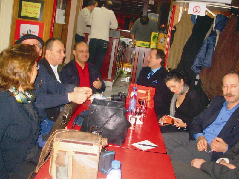 BRÜKSEL'DE ŞİİR COŞKUSU