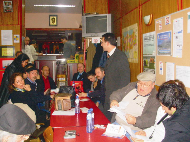 BRÜKSEL'DE ŞİİR COŞKUSU