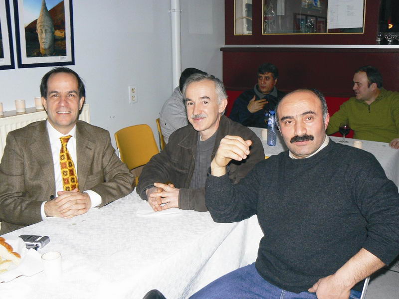 DÜNYA MÜZİKLERİ GECESİ COŞKULUYDU