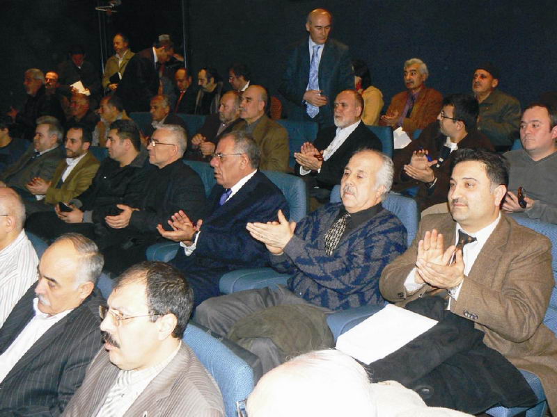 Halaçoğlu: 'Parlamento kararları skandaldır!'
