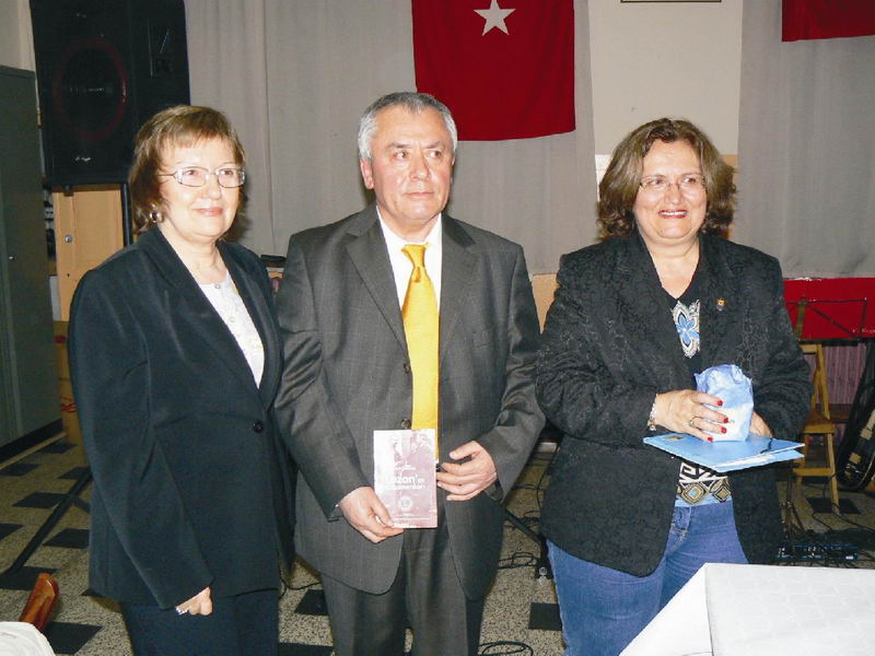 MONS ADD'DEN KADINLAR GÜNÜ KUTLAMASI