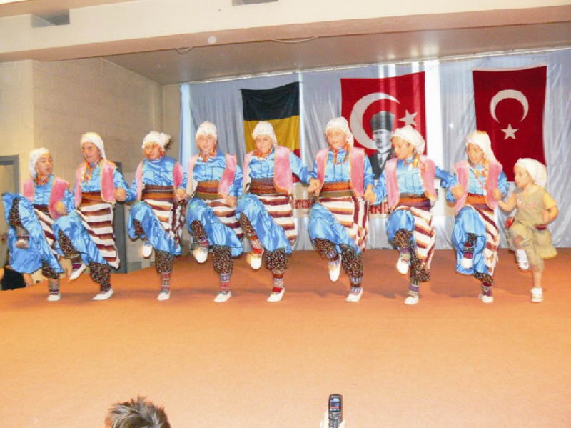 23 Nisan coşkuyla kutlandı