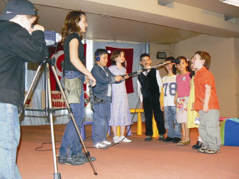 23 Nisan coşkuyla kutlandı