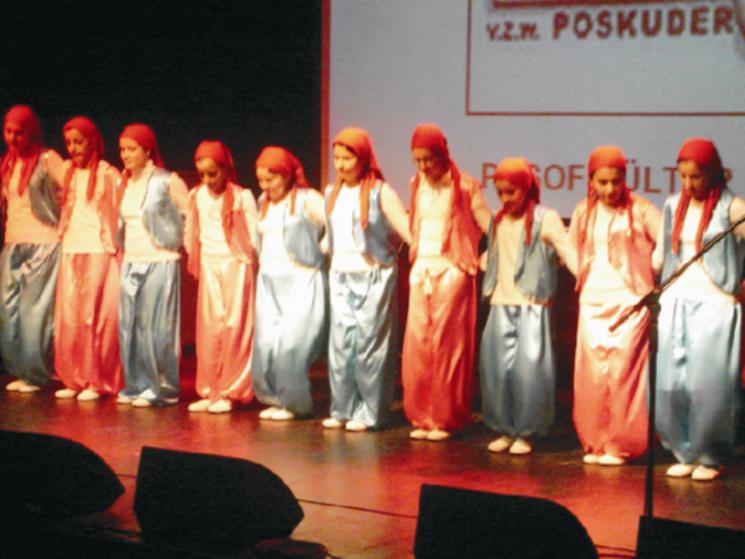 Gent’te 23 Nisan Coşkusu