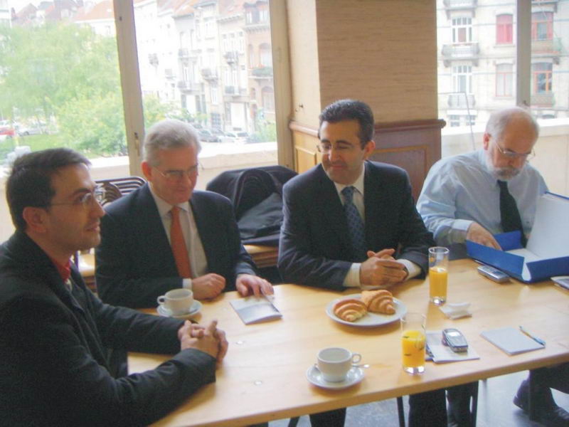 LİBERALLERDEN BASIN TOPLANTISI
