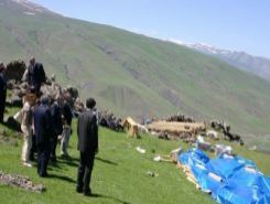 Ağrı Dağı'na Nuh'un Gemisi maketi