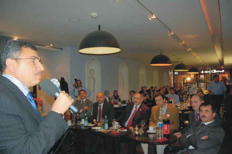 UETD'in iftar yemeği birlik mesajları ile son buldu
