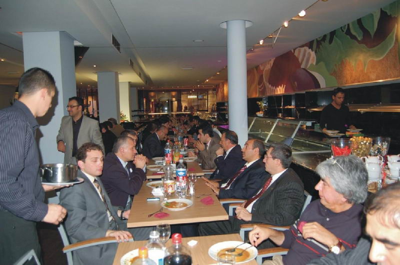 UETD'in iftar yemeği birlik mesajları ile son buldu