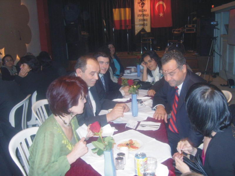 Sönmez:‘Her durumda Cumhuriyetimizi savunacağız’