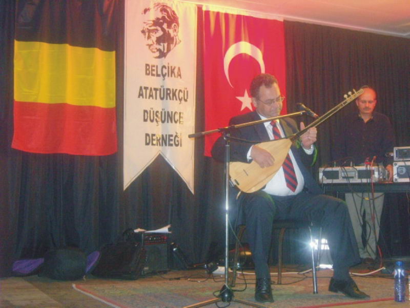 Sönmez:‘Her durumda Cumhuriyetimizi savunacağız’