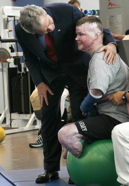 Bu yüze iyi bak Bush