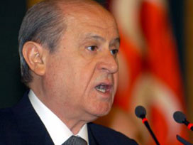Bahçeli: Başbakan gizli mütareke yapıyor
