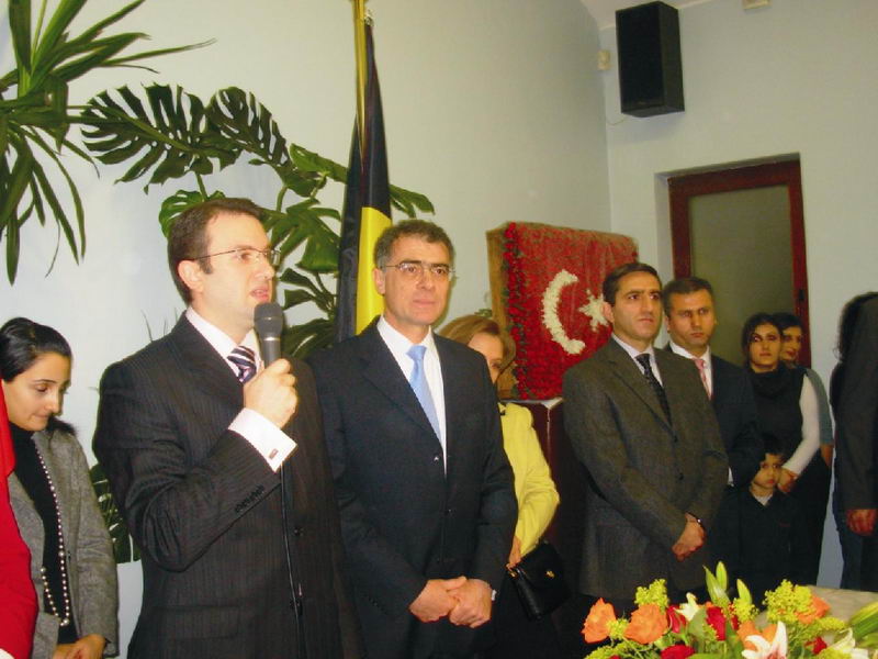 BÜYÜKELÇİ TANLAY BAYRAMLAŞMA TÖRENİNE KATILDI