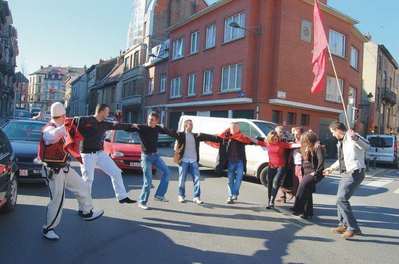 Brüksel'de Kosovalılar Bağımsızlıklarını kutluyorlar