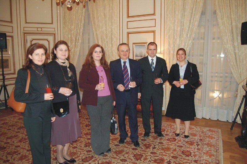 Başbakan Yardımcısı Çiçek Türk toplumu temsilcileriyle biraraya geldi