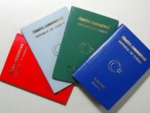Kırmızı pasaport tarihe karışıyor