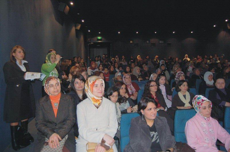 Brüksel'de Dünya Kadınlar Günü kutlaması