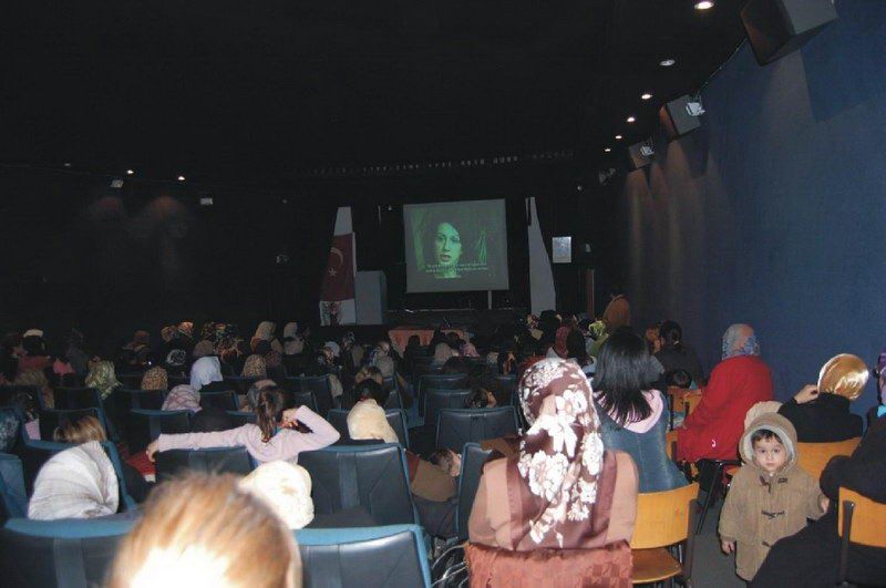 Brüksel'de Dünya Kadınlar Günü kutlaması