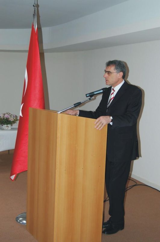 ÇANAKKALE ŞEHİTLERİ BRÜKSEL'DE ANILDI