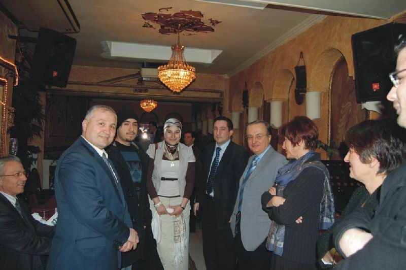 BTSF BÜYÜKELÇİ OLAN MEHMET ÖZYILDIZ’A TEŞEKKÜR PLAKETİ VERDİ
