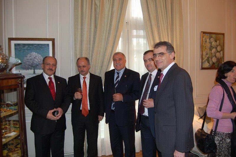 BÜYÜKELÇİ  TANLAY MİLLETVEKİLLERİNE RESEPSİYON VERDİ