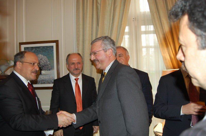 BÜYÜKELÇİ TANLAY MİLLETVEKİLLERİNE RESEPSİYON VERDİ