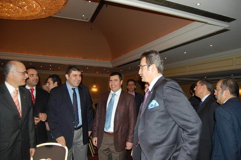 Tüzmen “Türkiye AB’ye girsin, bıyıklarımı keseceğim !”