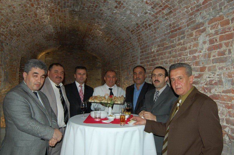 Özyıldız'lardan tarihi mekanda veda resepsiyonu