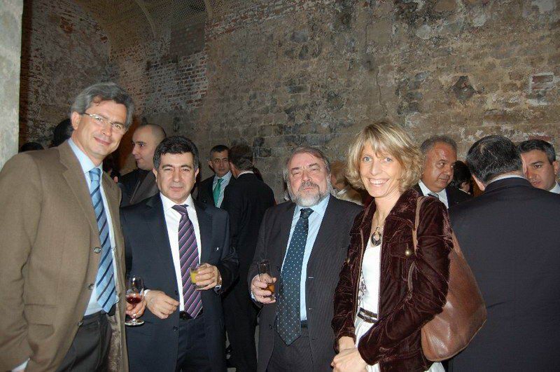 Özyıldız'lardan tarihi mekanda veda resepsiyonu