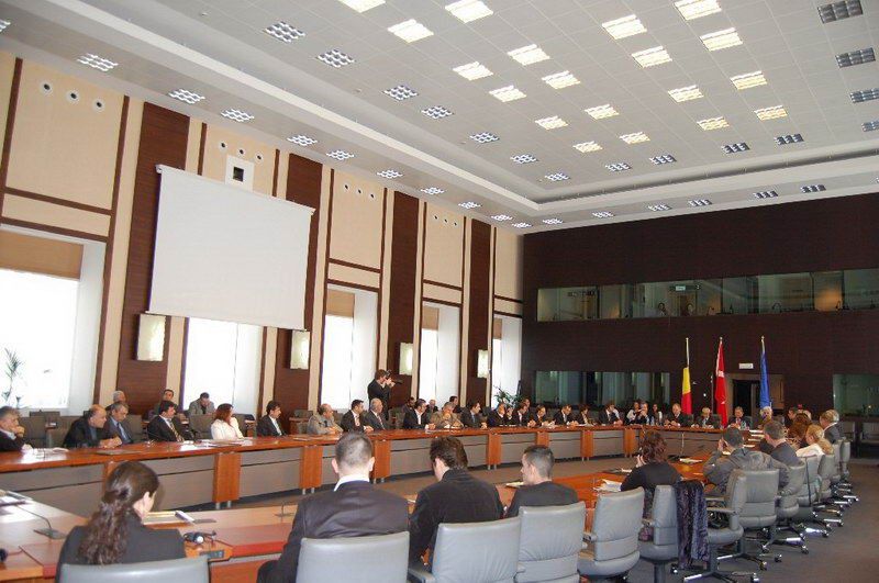 Avrupalı Türklerin sorunları ilmi olarak tartışıldı
