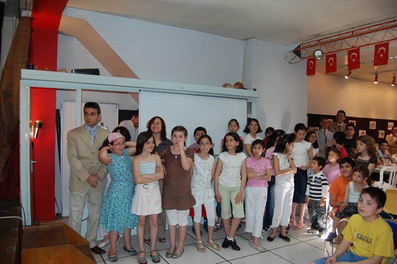 BADD GELENEKSEL KAHVALTISINDA ANNELERİ UNUTMADI