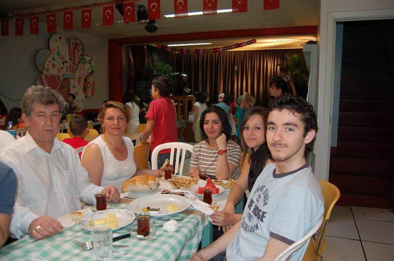 BADD GELENEKSEL KAHVALTISINDA ANNELERİ UNUTMADI