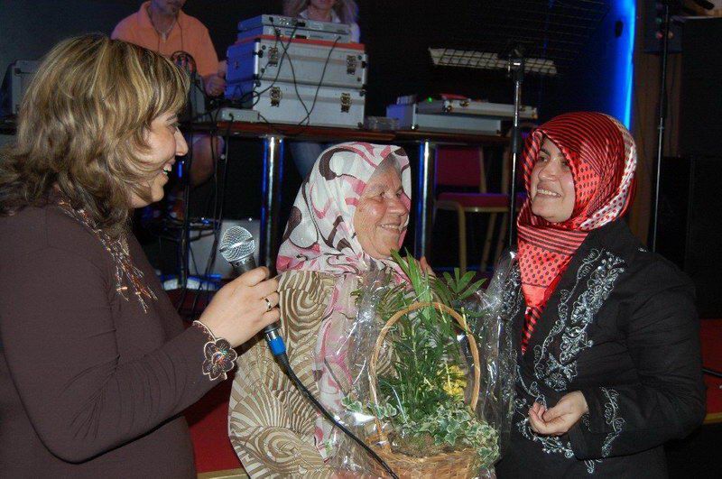 'La Maison de L’Avenir' Anneleri unutmadı...