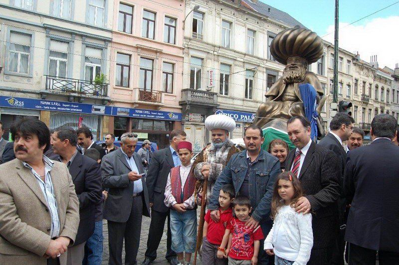 Hoca Avrupa'nın merkezinde maya çaldı
