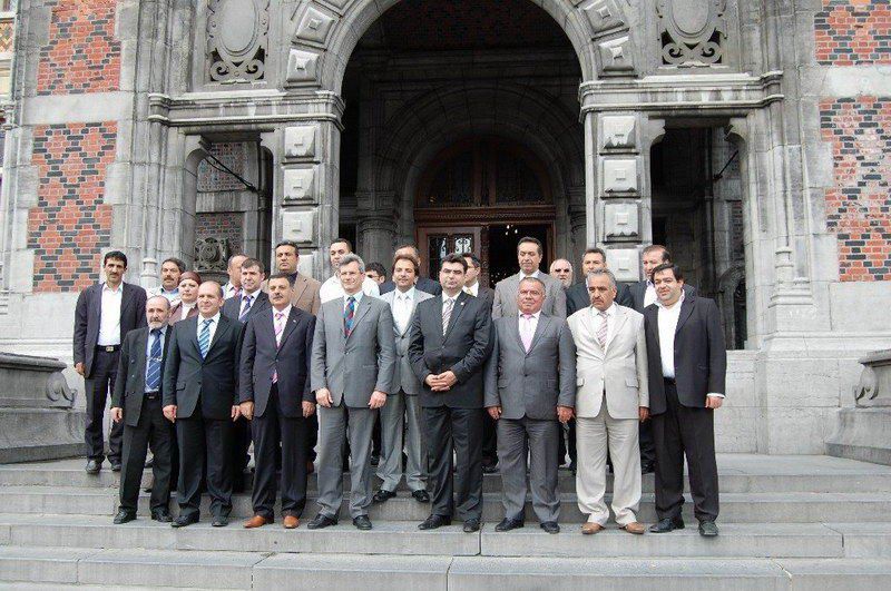 Hoca Heyetine Schaerbeek Belediyesinide kokteyl