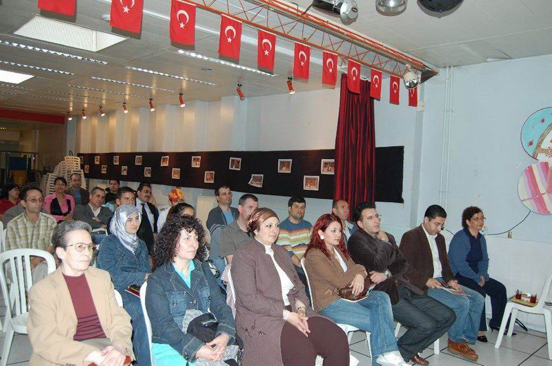 BADD'da İnternet bağımlılığı bilimsel olarak anlatıldı