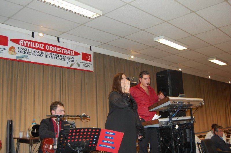 EYAD'ın gecesi coşkulu geçti...
