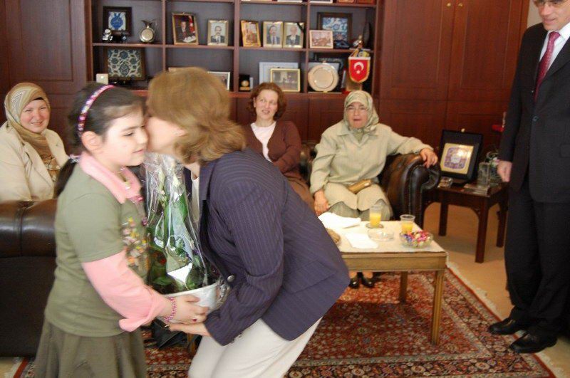 Büyükelçi Tanlay’a 'Babalar Günü' ziyareti