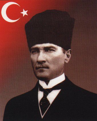 AB KRİTERİ İÇİN ATATÜRK POSTERİ KALDIRILAMAZ