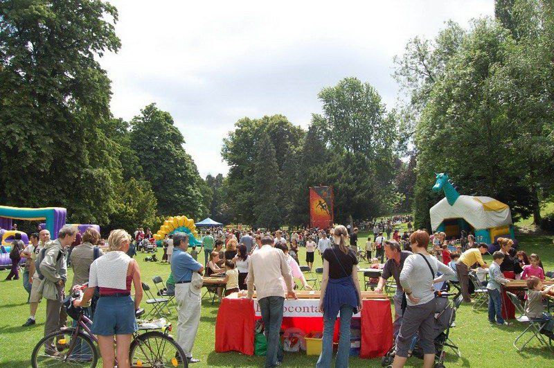 Schaerbeek'te Kiraz Festivali coşkuluydu