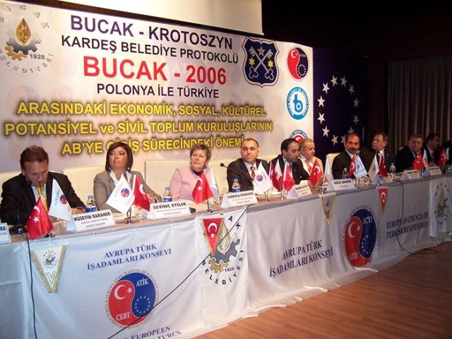 AB FONLARINDAN BUCAK'A YARDIM